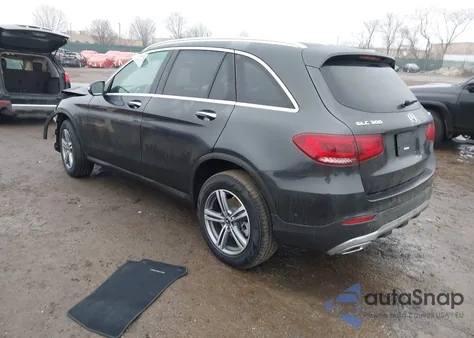 2021 Mercedes-Benz Glc 300 4Matic Suv z USA, uszkodzony, nr VIN W1N0G8EB2MF977592